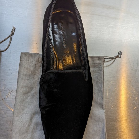 Manola Blahnik Mario Black Velvet Loafers ($845 retail, worn once, 10.5 UK) main image 7
